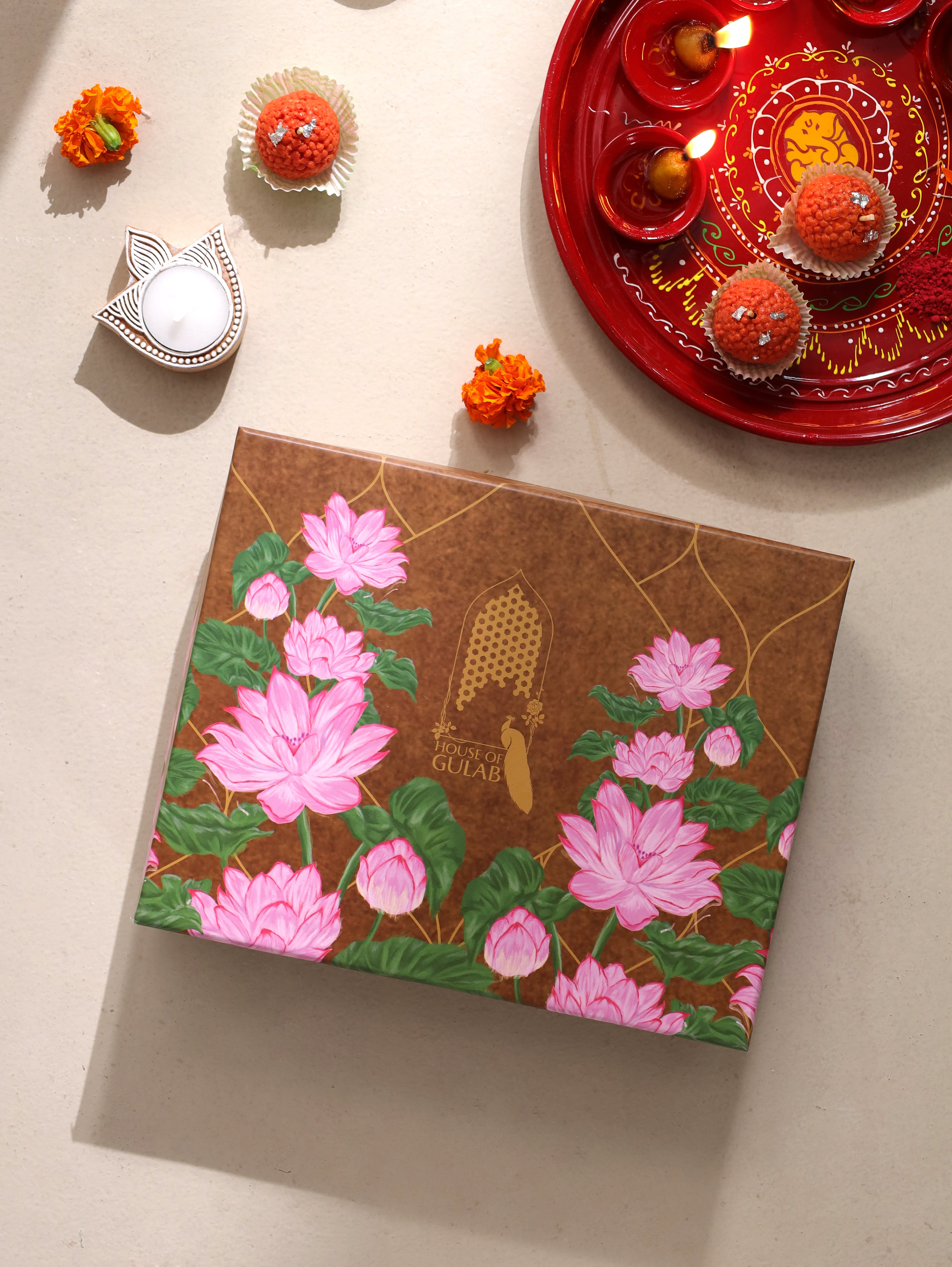 Diwali Gift Box with Handblock Printed Canvas Cotton Table Runner & Set Of 6 Mats, 2 laddoo candles