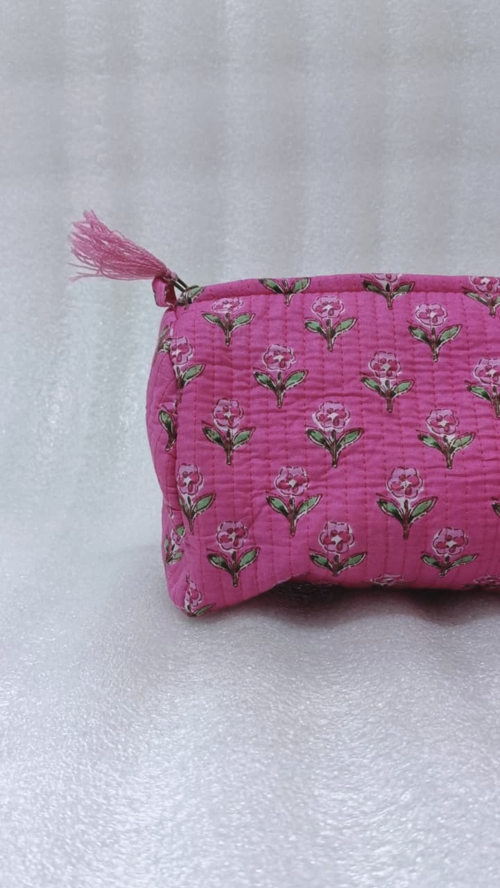 Set of 3 cosmetic bag/pouches with waterproof lining