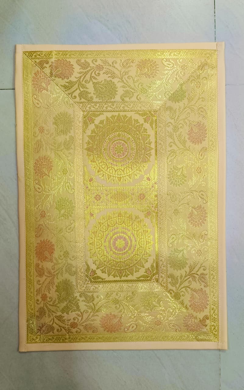 Banarasi Table Set with 1 Runner, 6 mats and 6 coasters
