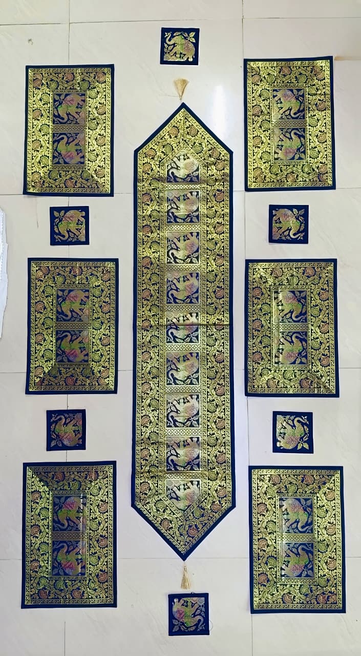 Gift Box with Banarasi Zari Table Runner, Set Of 6 Mats, 6 coaster