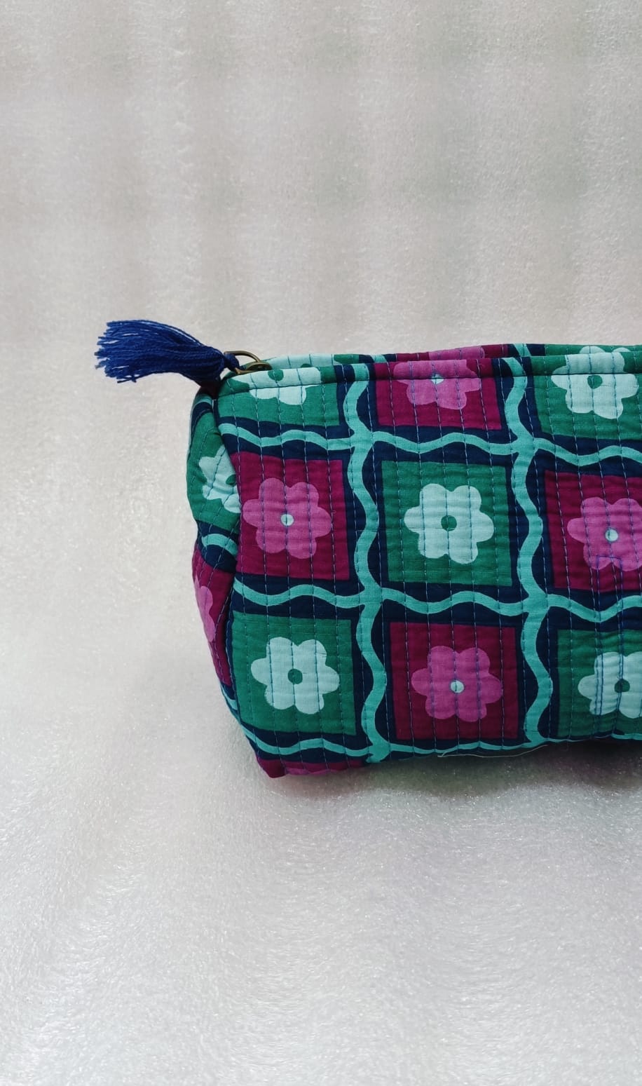 Set of 3 cosmetic bag/pouches with waterproof lining