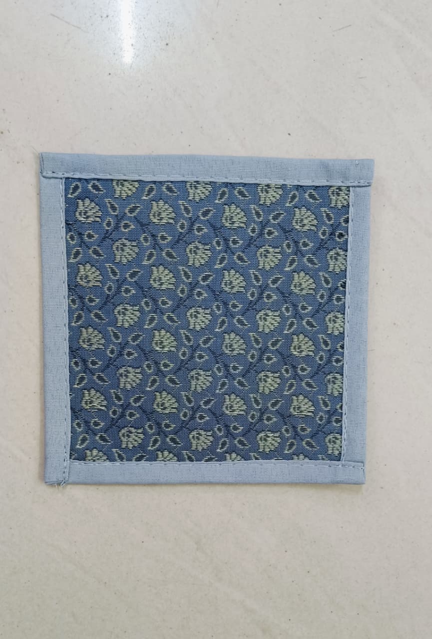 Banarasi Table Set with 1 Runner, 6 mats and 6 coasters