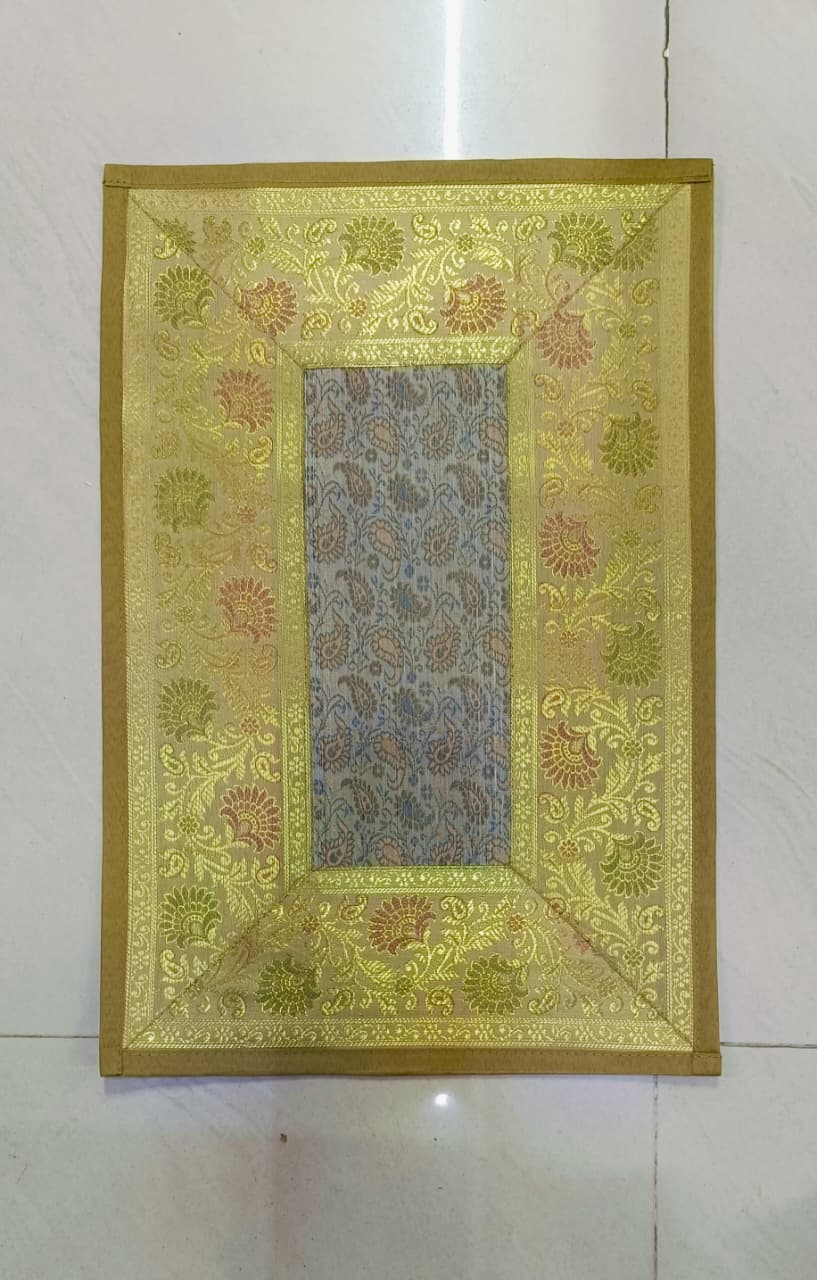 Banarasi Table Set with 1 Runner, 6 mats and 6 coasters