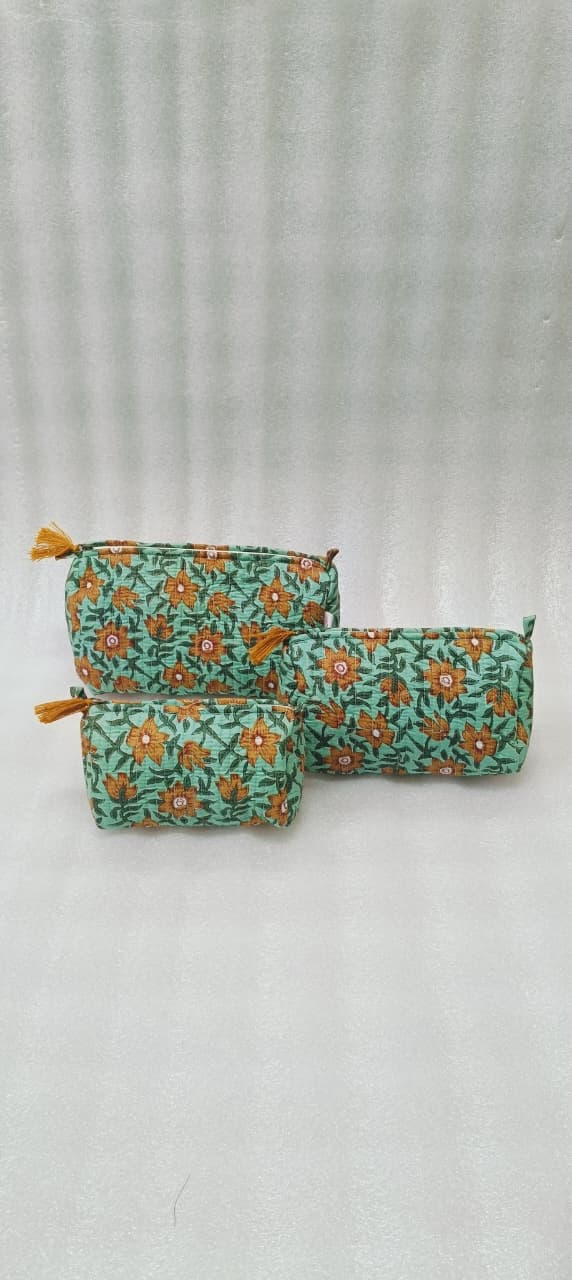 Set of 3 cosmetic bag/pouches with waterproof lining