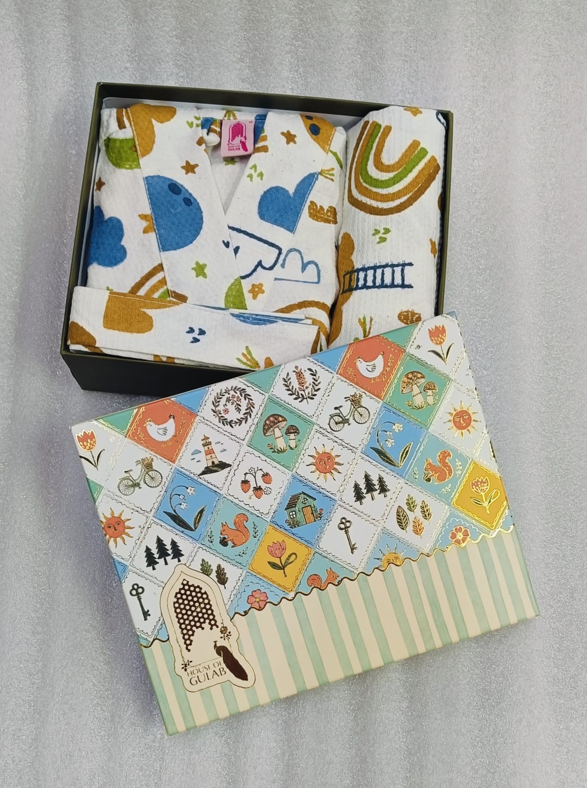 Kids Bathrobe and Bath-towel Gift Set with Box | 4-13 years