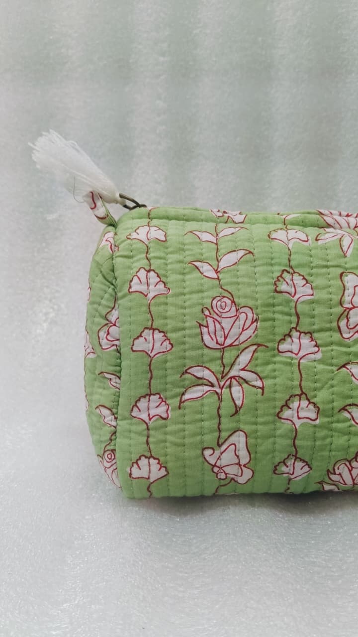 Set of 3 cosmetic bag/pouches with waterproof lining