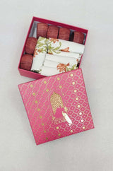 Gift Box with 6 Cotton napkin & wooden napkin rings