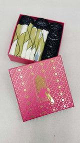Gift Box with 6 Cotton napkin & wooden napkin rings