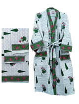 Gift Box – 1 Unisex Bathrobe, 1 Bath Towel, 2 hand Towels