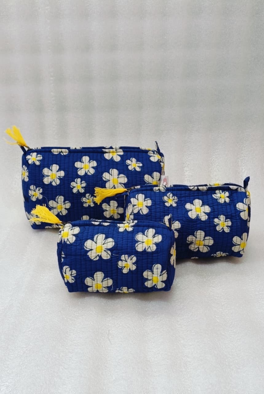 Set of 3 cosmetic bag/pouches with waterproof lining