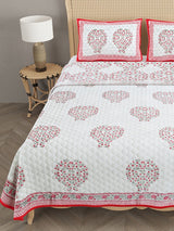 Cream-Coloured Ethnic Printed Cotton Double Bed Covers With Pillow Covers