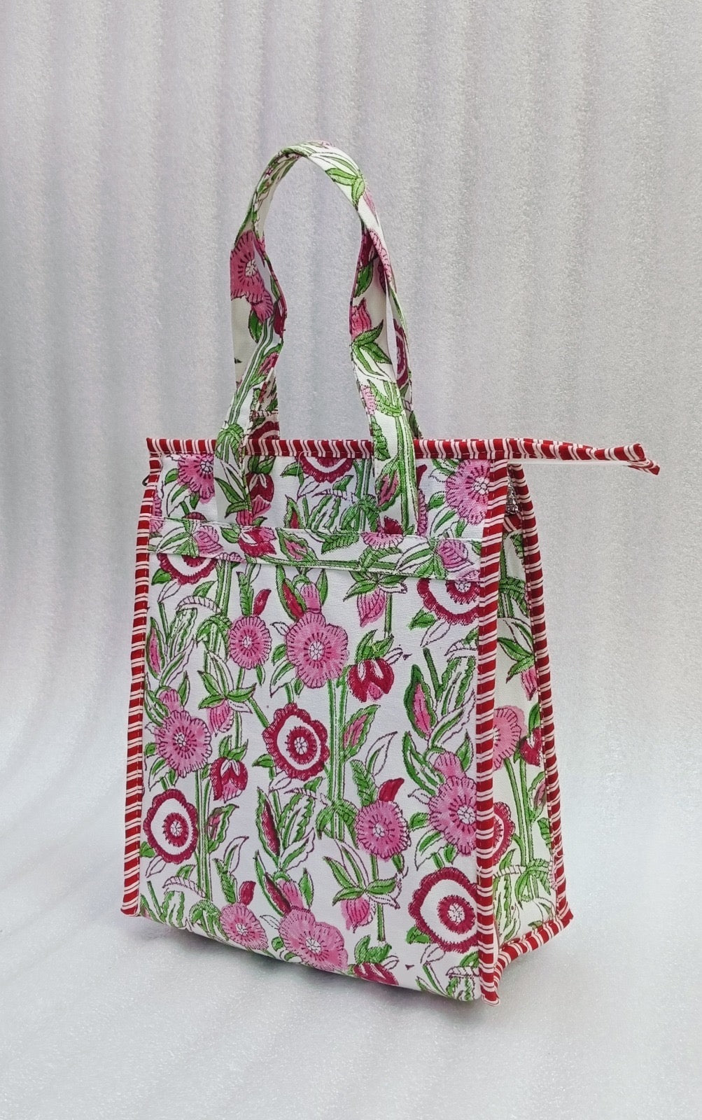 Handblock Printed Insulated Lunch Bag in Canvas Cotton with Zipper Closure (10*14*5  inches)