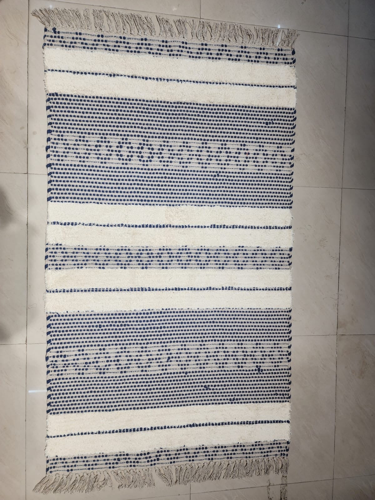 Self Pattern Cotton Rug - 5X3 ft