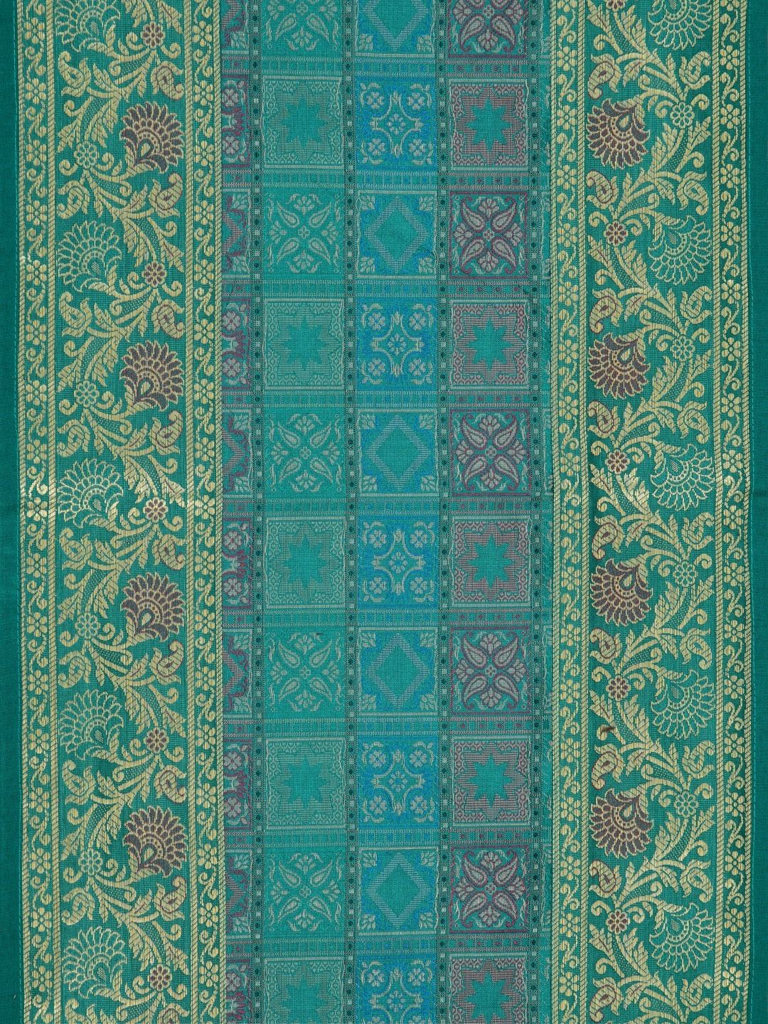 Banarasi Table Set with 1 Runner, 6 mats and 6 coasters