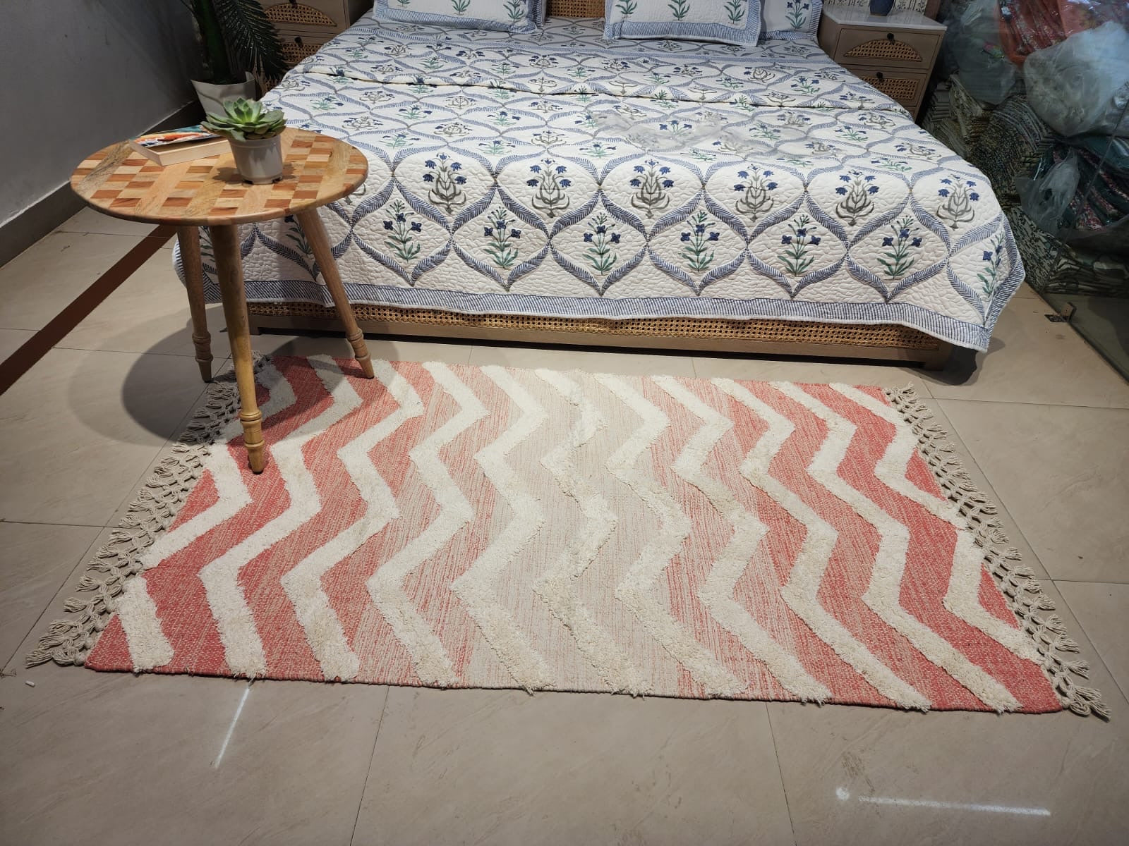 Self Pattern Cotton Rug - 5X3 ft