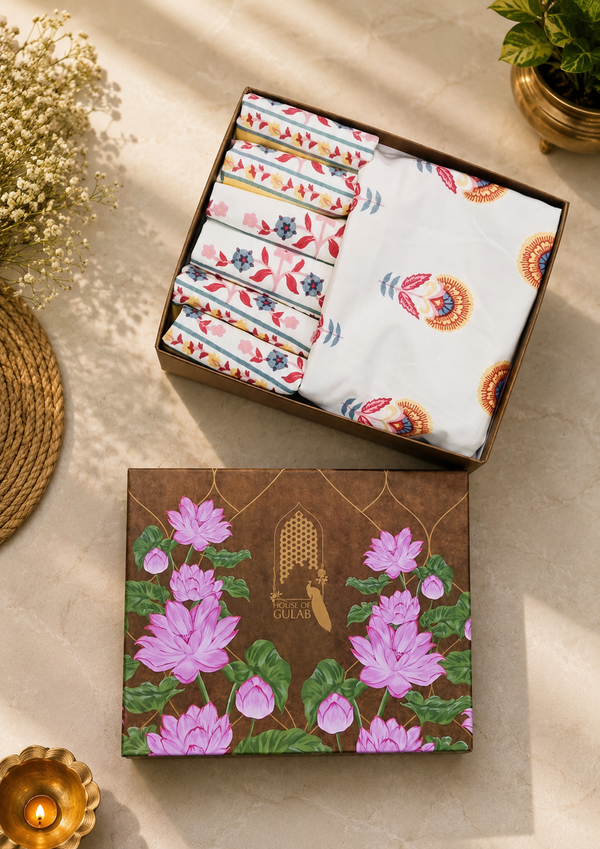 Gift Box with Handblock Printed Canvas Cotton Table Runner & Set Of 6 Mats,