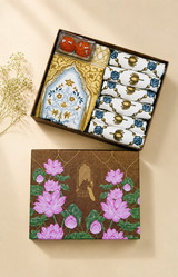 Gift Box with Handblock Printed Canvas Cotton Table Runner & Set Of 6 Mats,