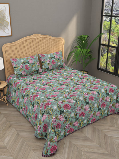 Quilted Floral Printed Reversible Bedcover with 2 Pillow Covers