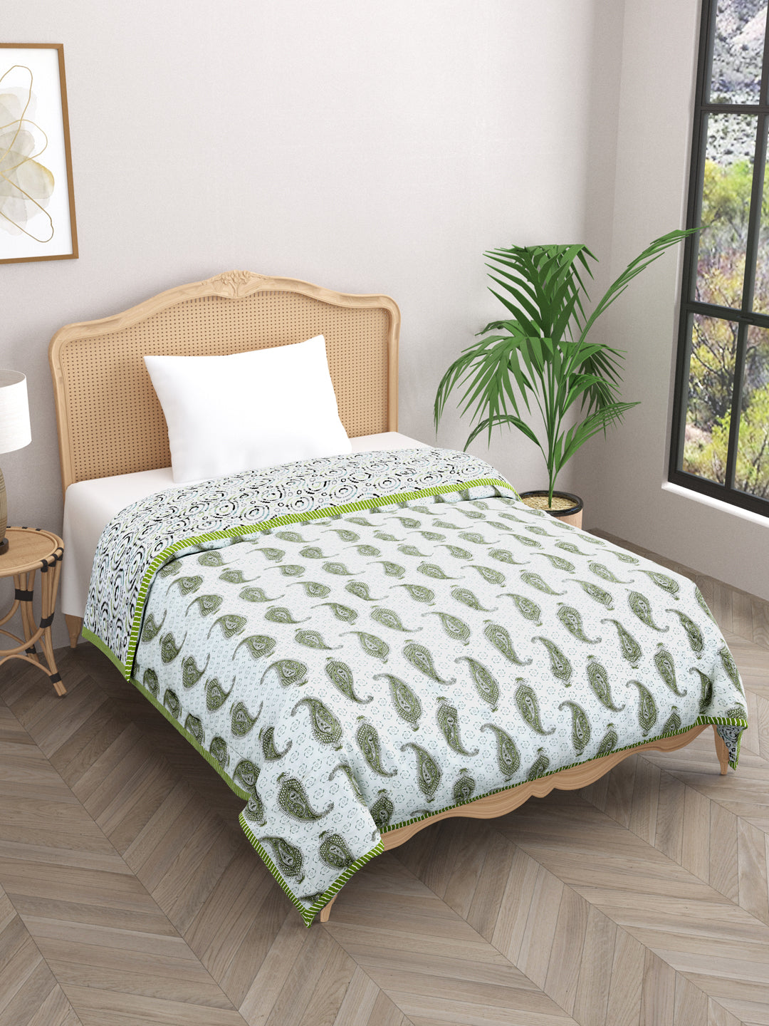 Ethnic Motifs Printed Single Bed Cotton Quilt with Cotton filling 60*90 Inches