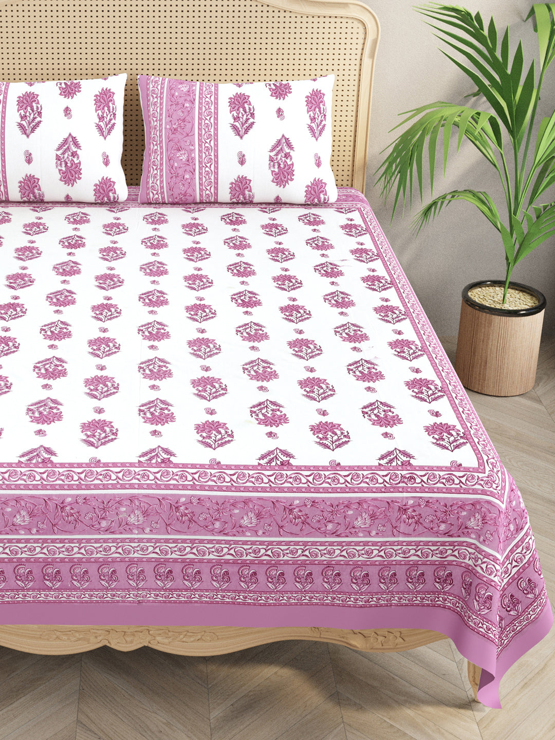 Double King Bedsheet with 2 Pillow Covers