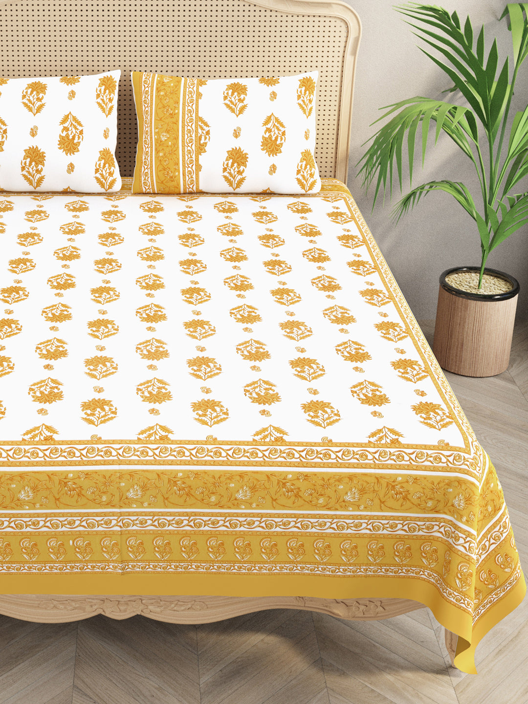 Double King Bedsheet with 2 Pillow Covers