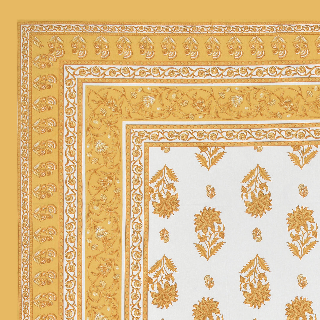 Double King Bedsheet with 2 Pillow Covers