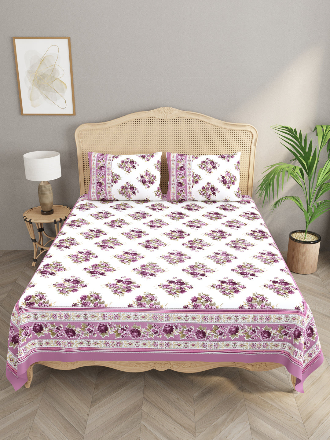 Double King Bedsheet with 2 Pillow Covers