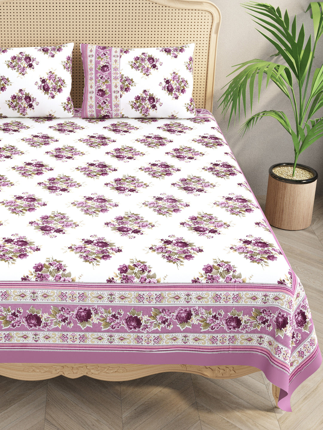 Double King Bedsheet with 2 Pillow Covers