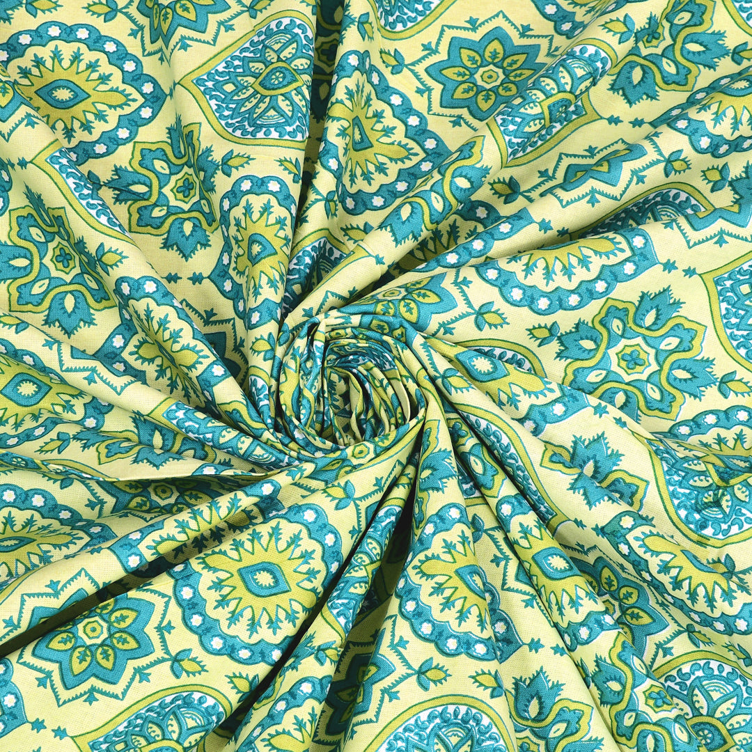 Double King Bedsheet with 2 Pillow Covers