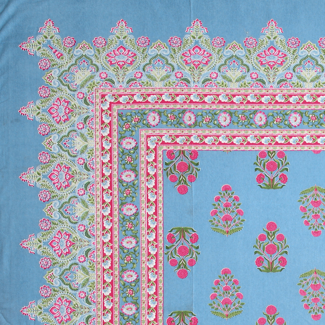 Double King Bedsheet with 2 Pillow Covers