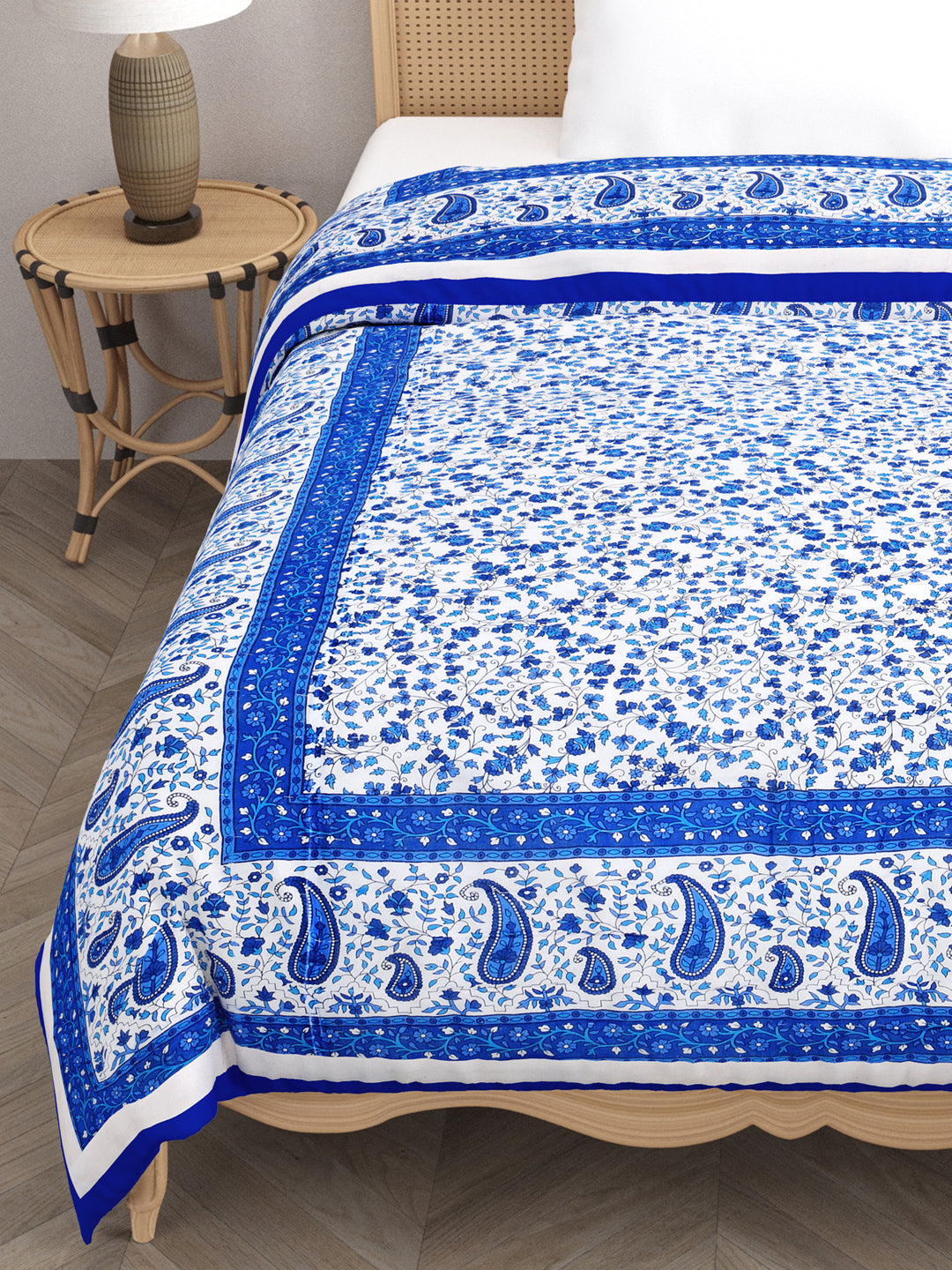 Floral Printed Single Bed Cotton Quilt with cotton filling