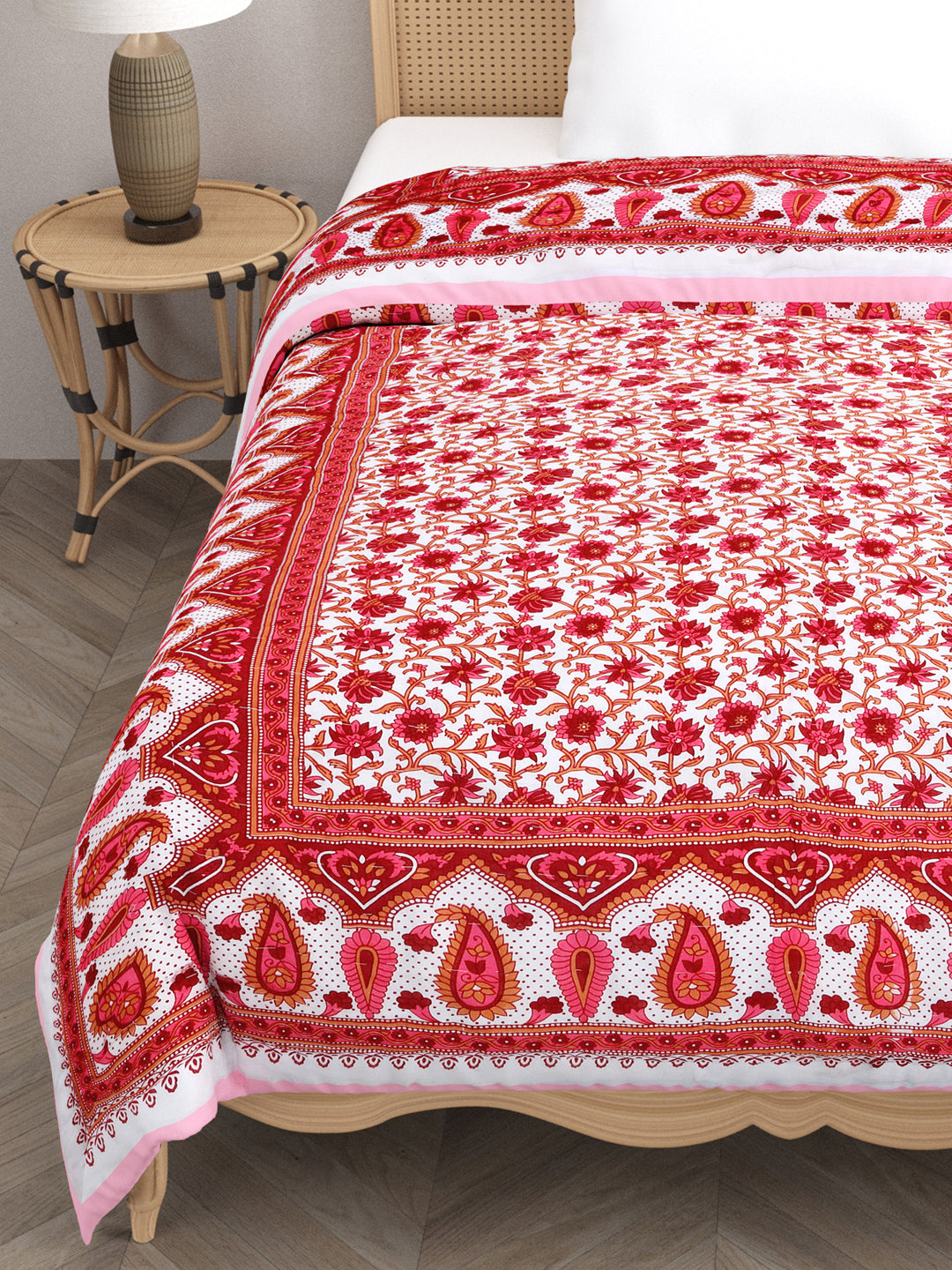 Floral Printed Single Bed Cotton Quilt with cotton filling
