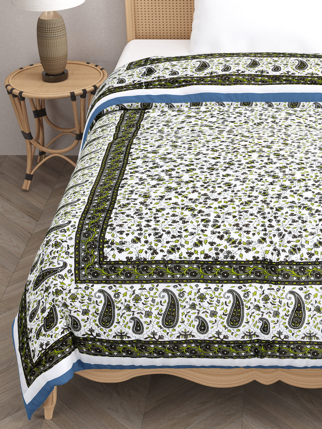 Floral Printed Single Bed Cotton Quilt with cotton filling