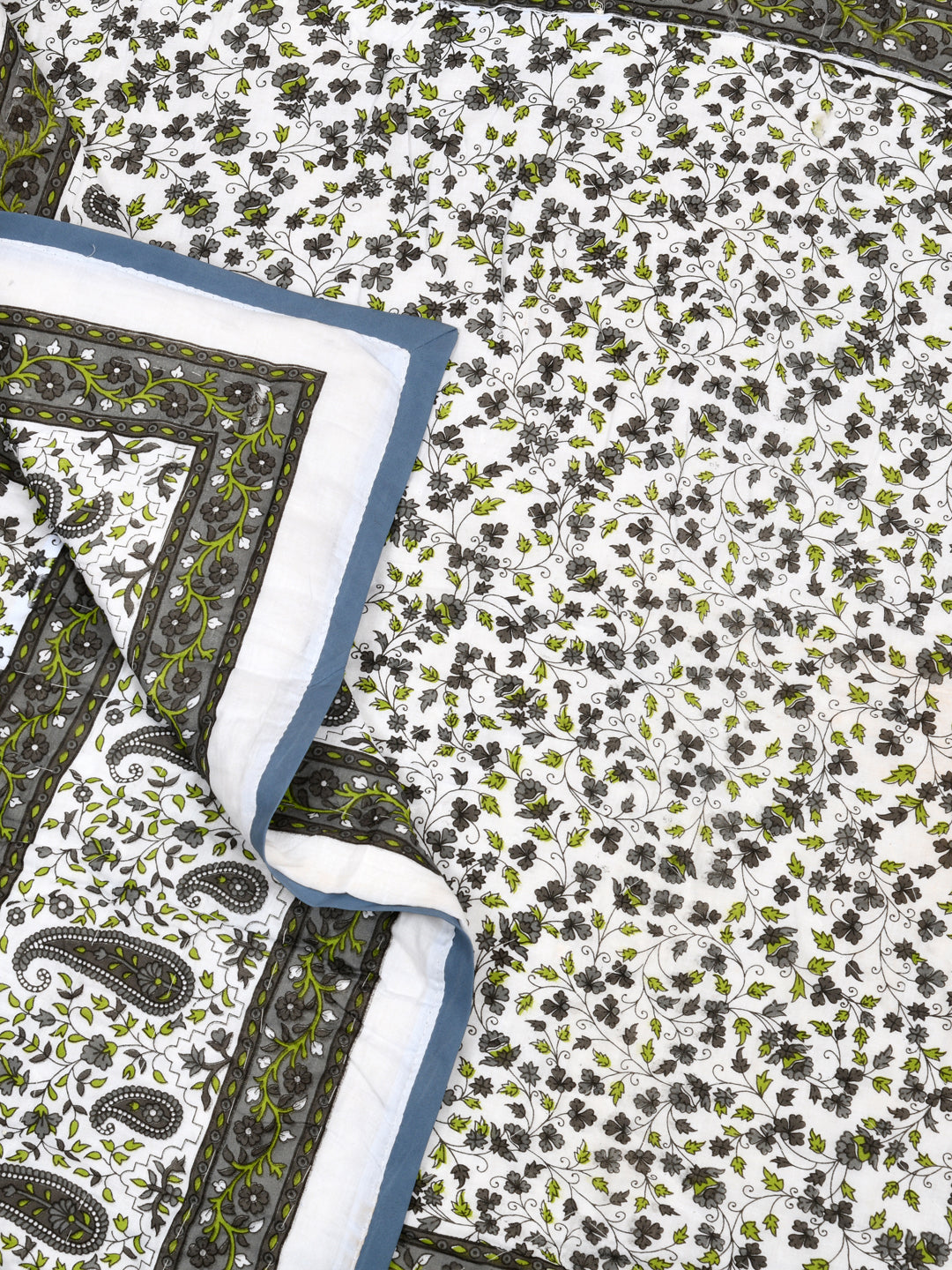 Floral Printed Single Bed Cotton Quilt with cotton filling