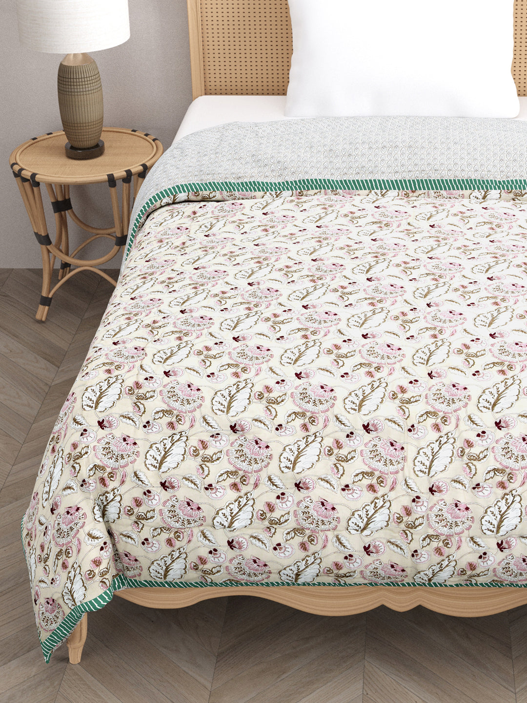 Ethnic Motifs Printed Single Bed Cotton Quilt with Cotton filling 60*90 Inches