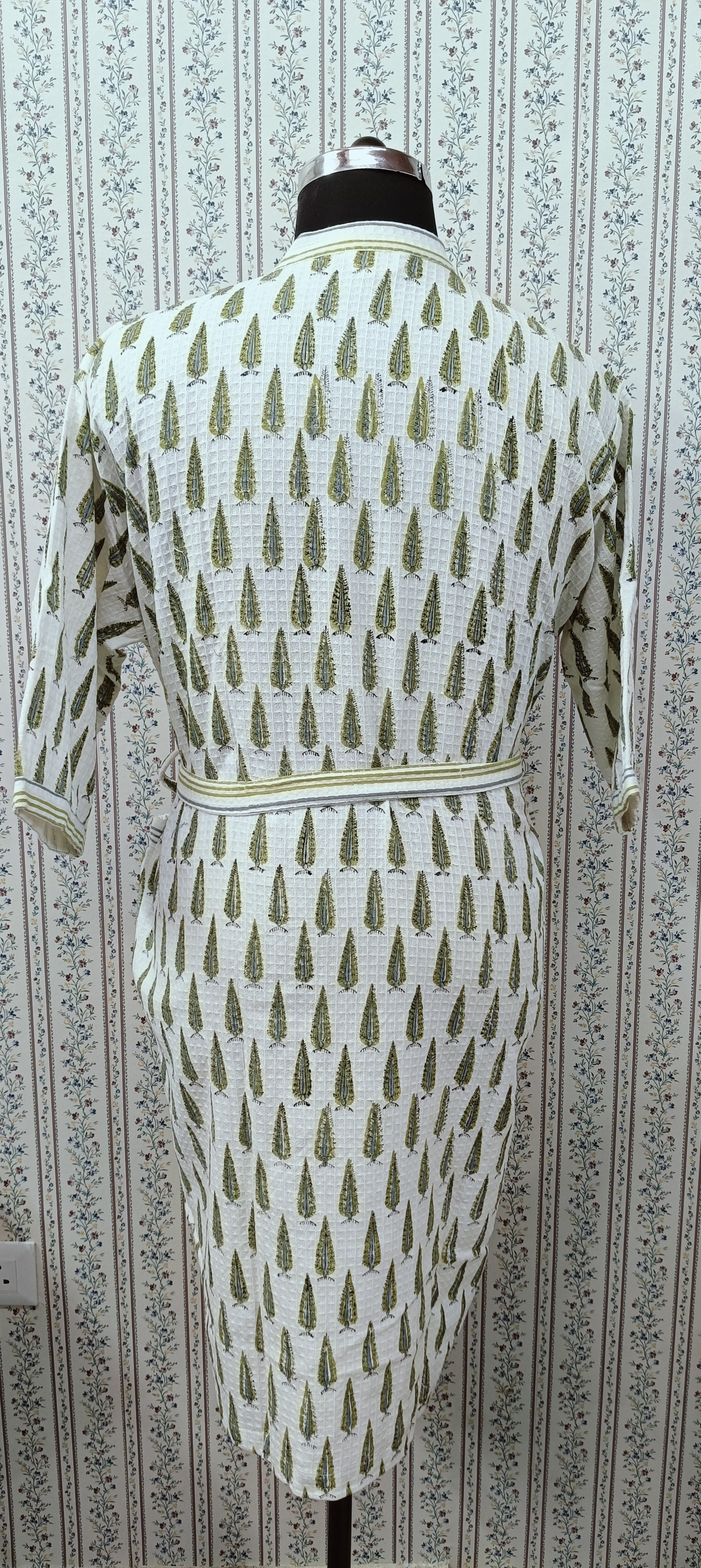 Waffle Cotton Handblock Printed Unisex Bathrobe - Free Size