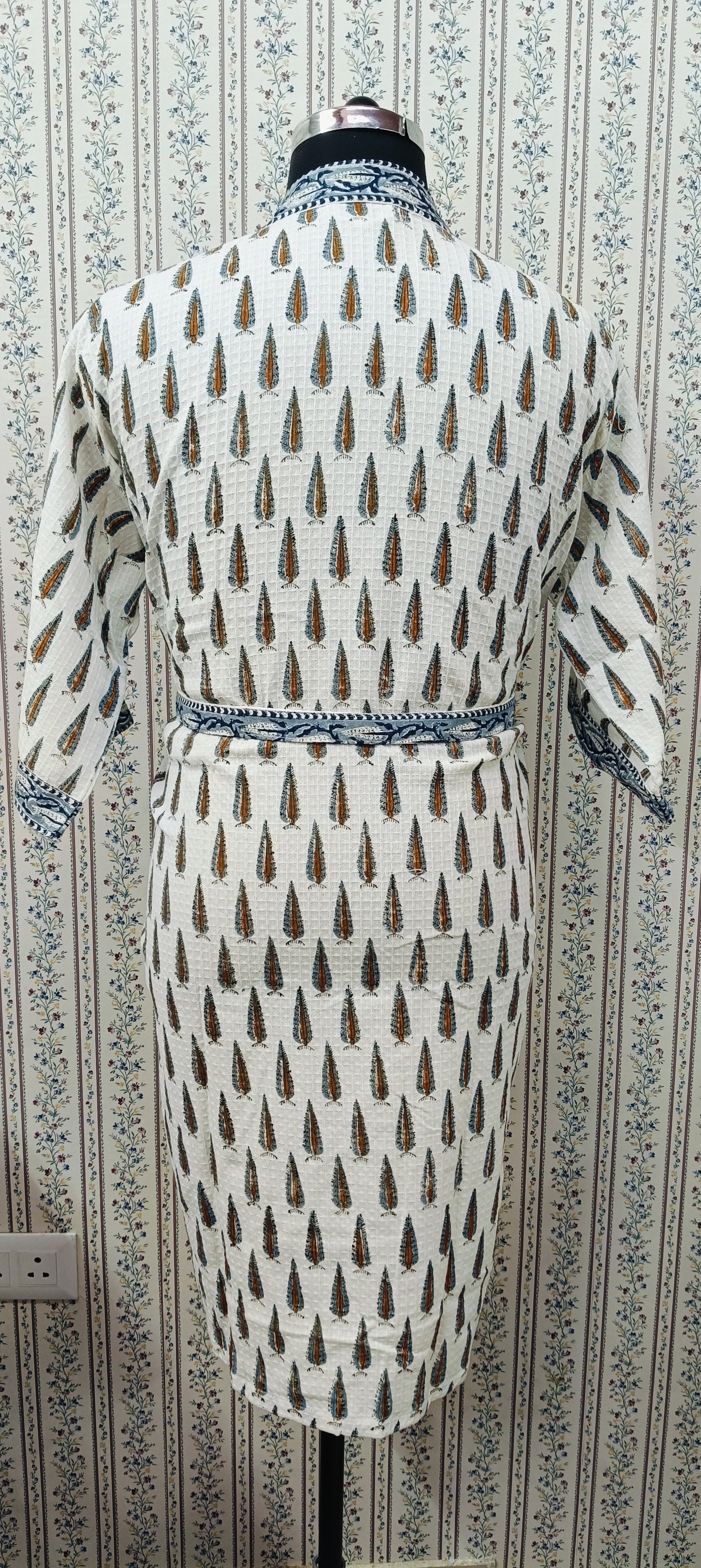 Waffle Cotton Handblock Printed Unisex Bathrobe - Free Size