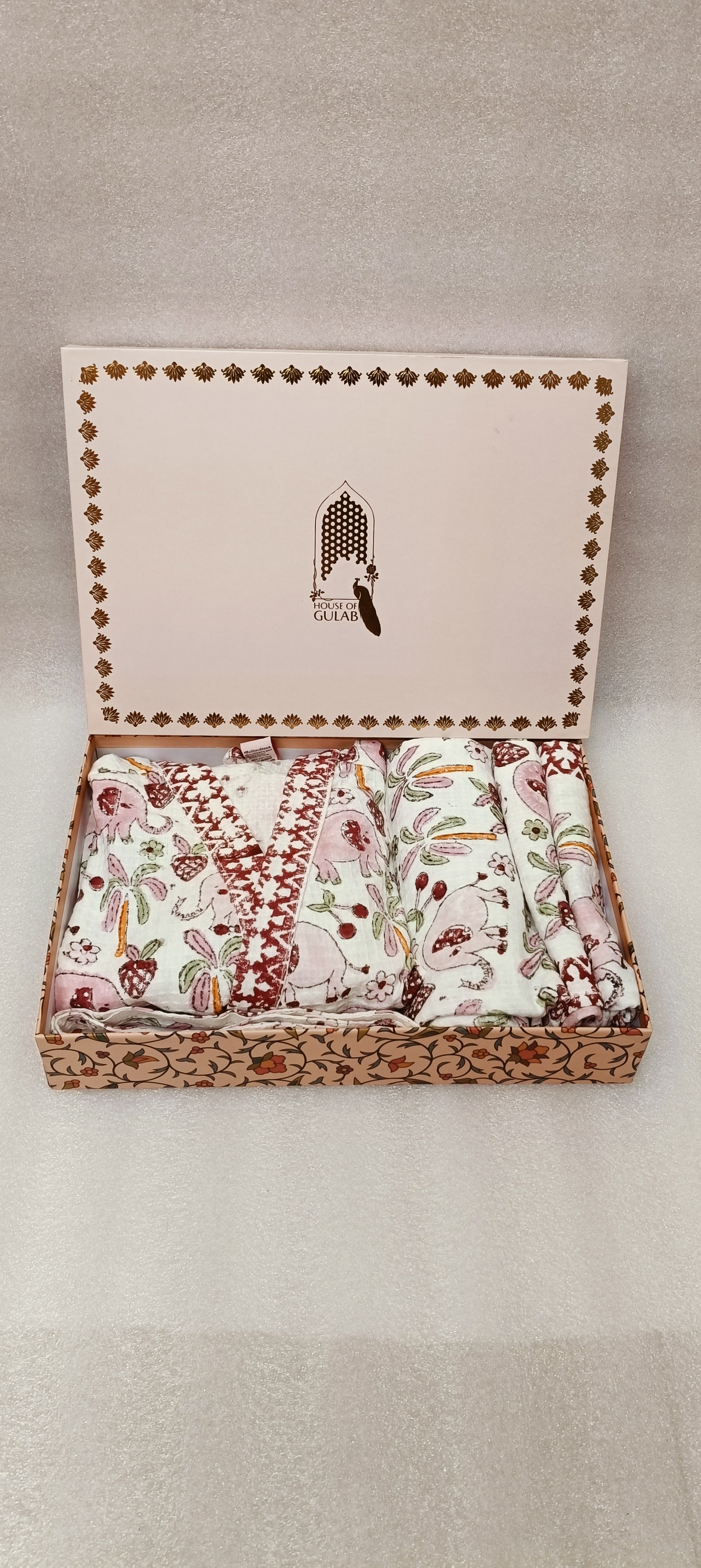 Handblock Printed Waffle Cotton Bathrobe Gift Box for Kids (4-13 Years) – Includes Bath Towel & 2 Hand Towels