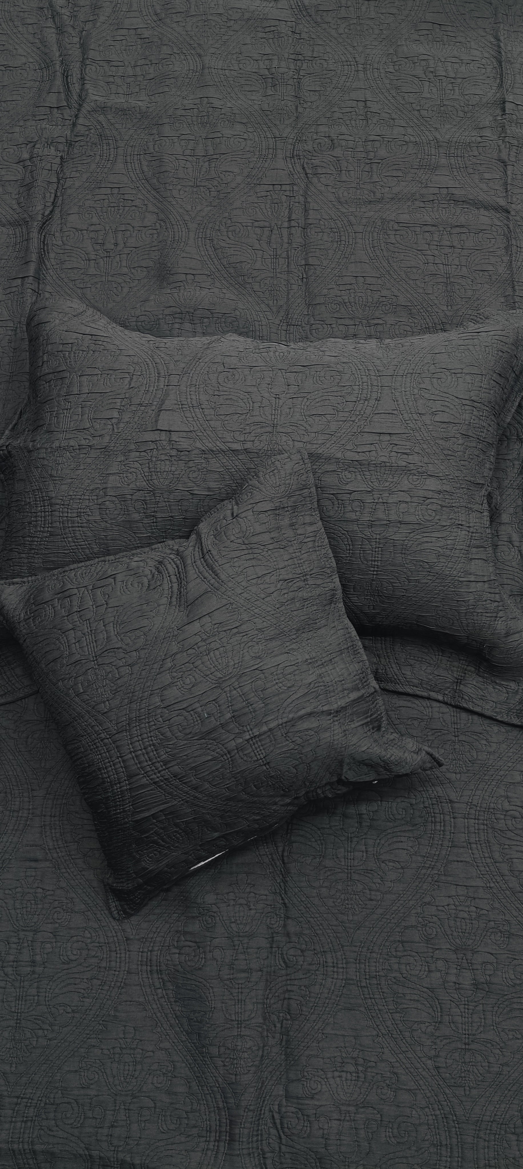 Premium Bedcover Set – 5 Pieces