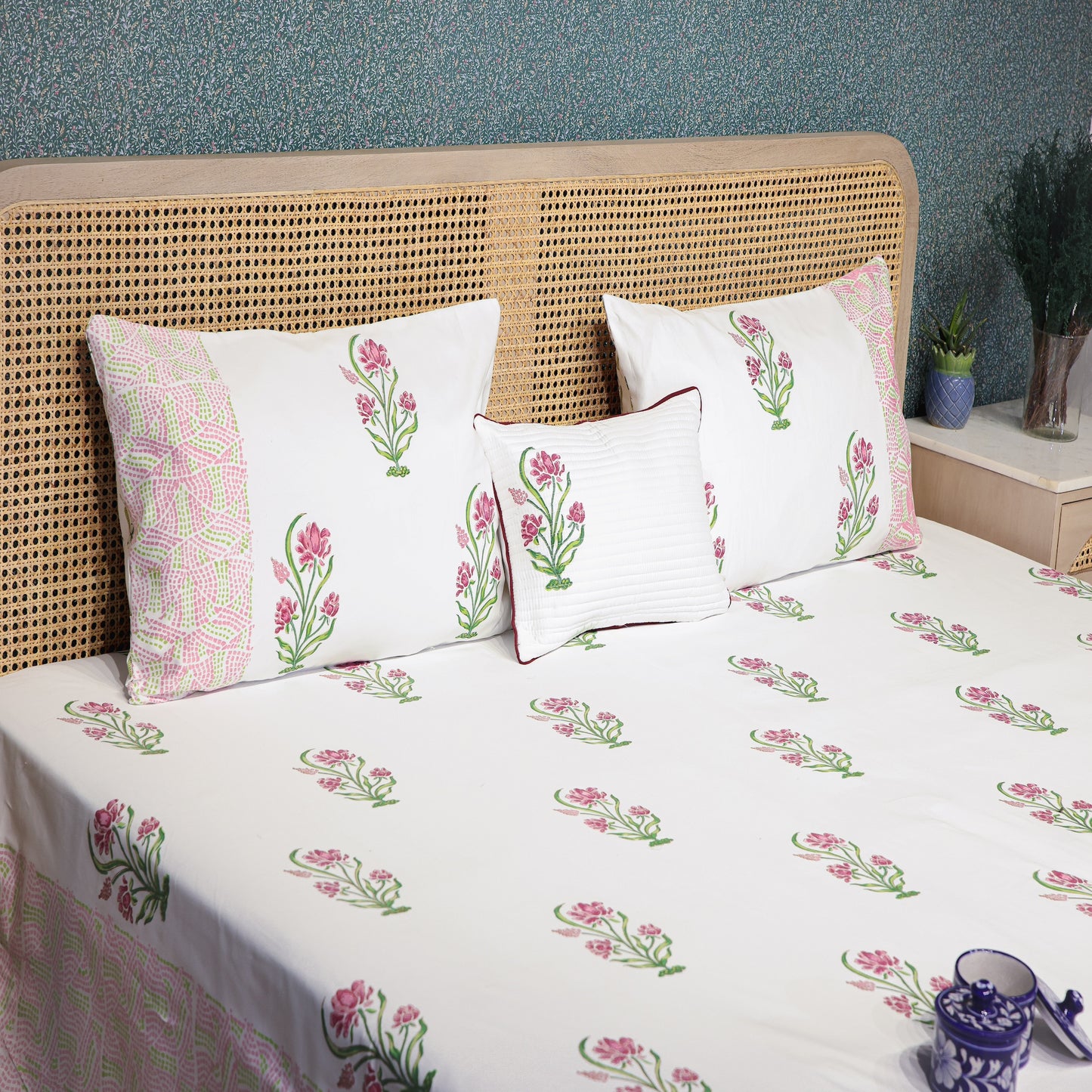 Extra Soft Percale Cotton Super King Handblock Print Bedsheet with 2 Pillow Covers + 1 Sham Pillow Cover