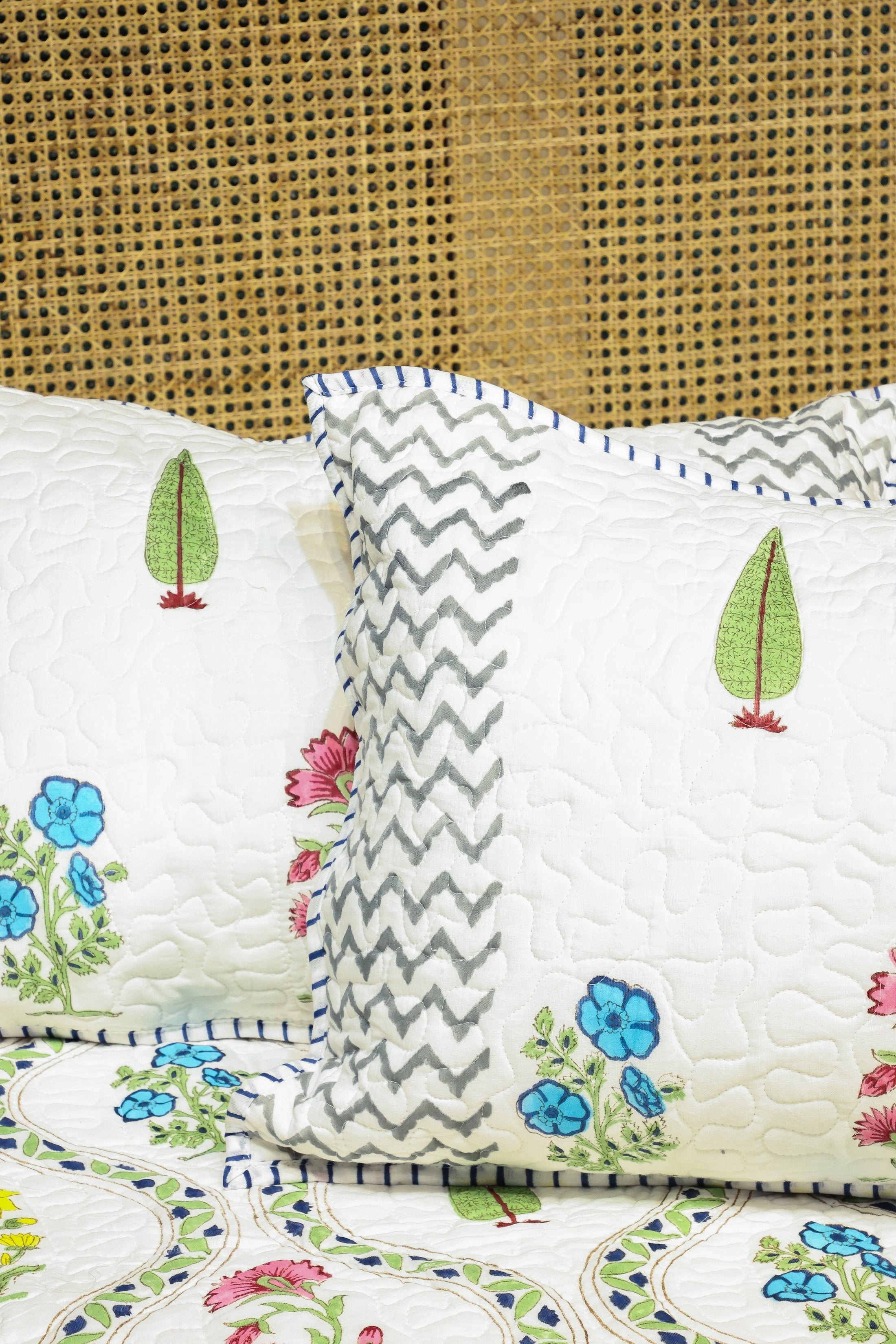 Handblock Printed Reversible Paani Jaal Quilted Bedcover with 2 Pillow Covers