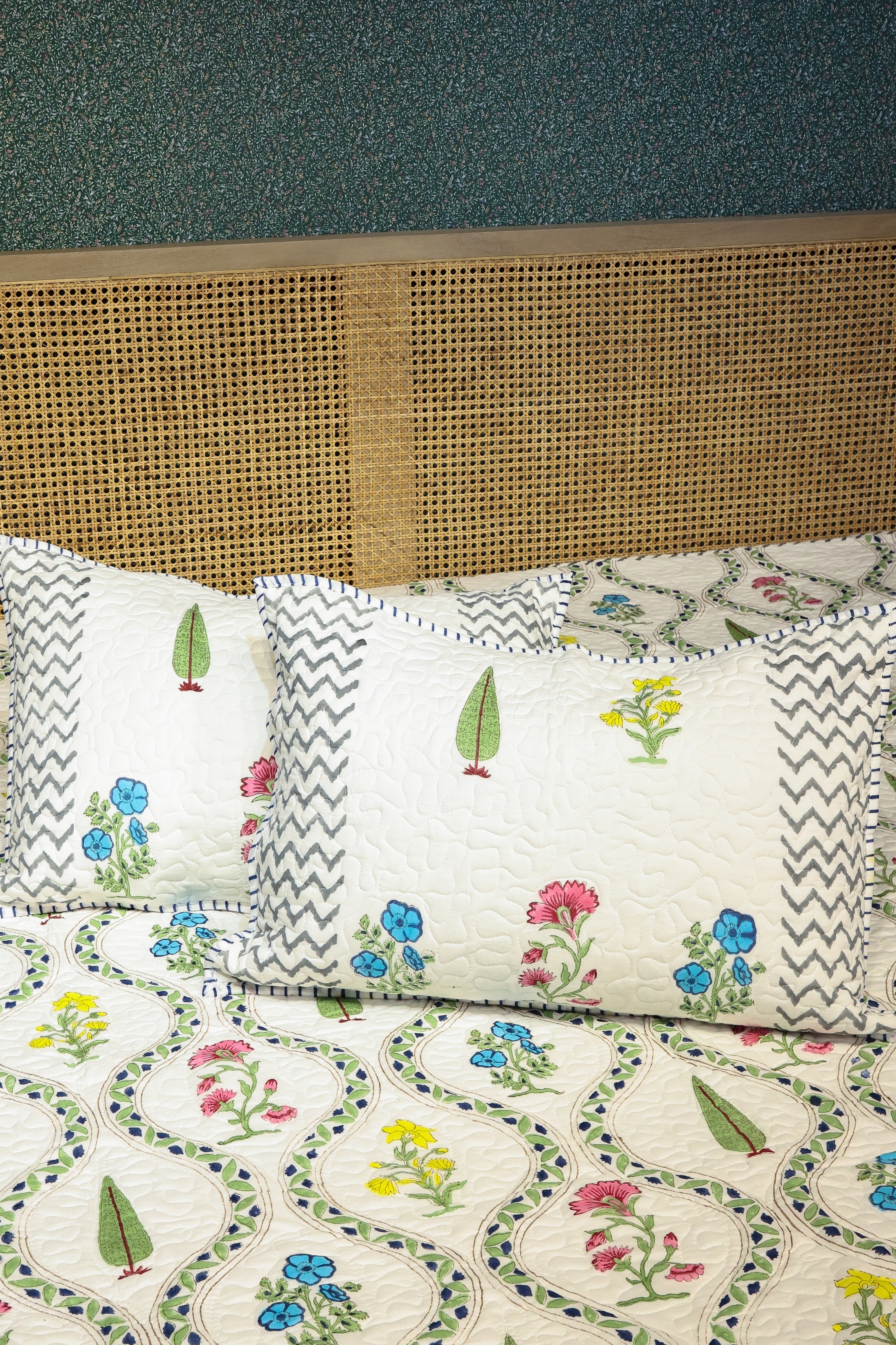 Handblock Printed Reversible Paani Jaal Quilted Bedcover with 2 Pillow Covers