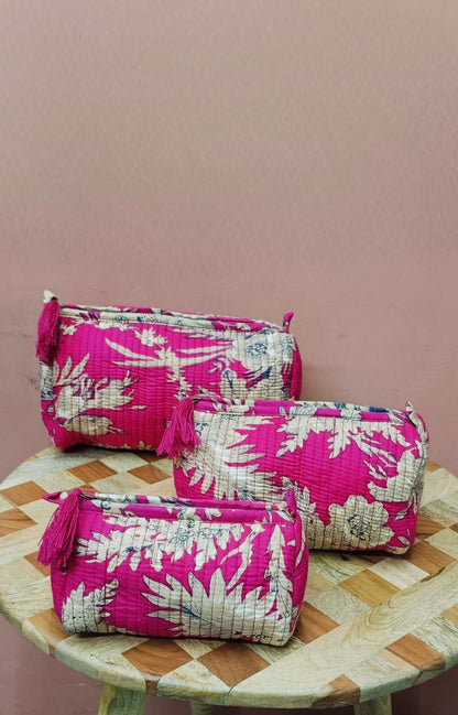 Set of 3 cosmetic bag/pouches with waterproof lining