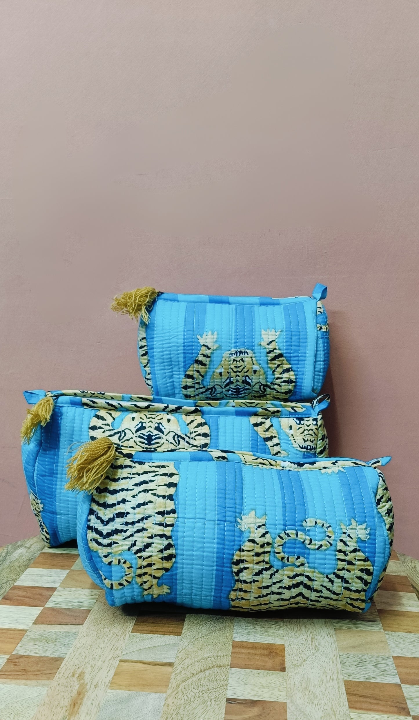 Set of 3 cosmetic bag/pouches with waterproof lining