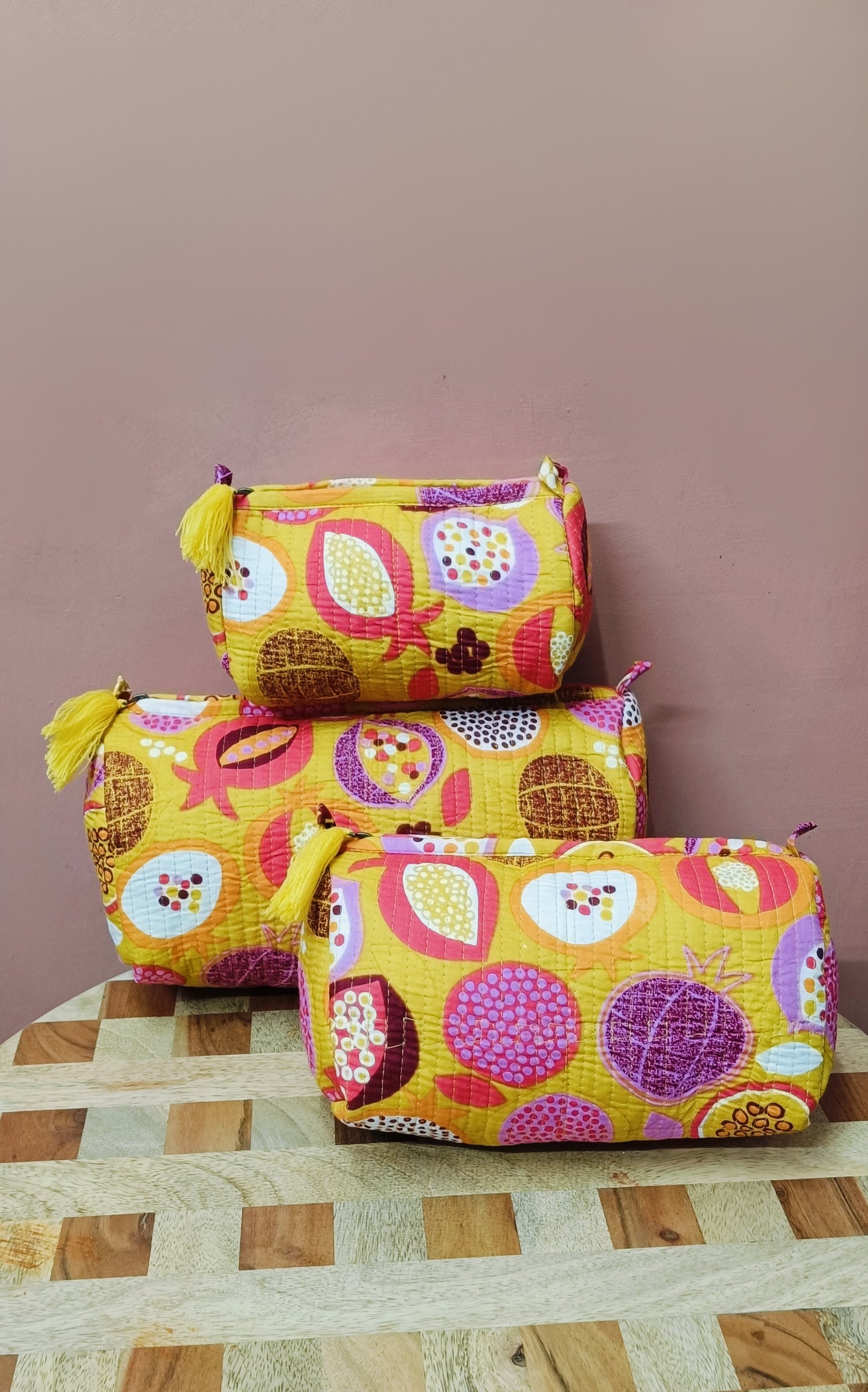 Set of 3 cosmetic bag/pouches with waterproof lining