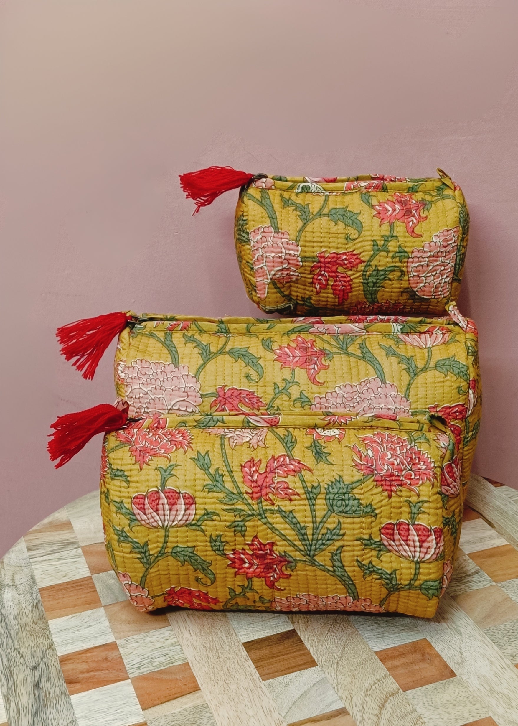 Set of 3 cosmetic bag/pouches with waterproof lining