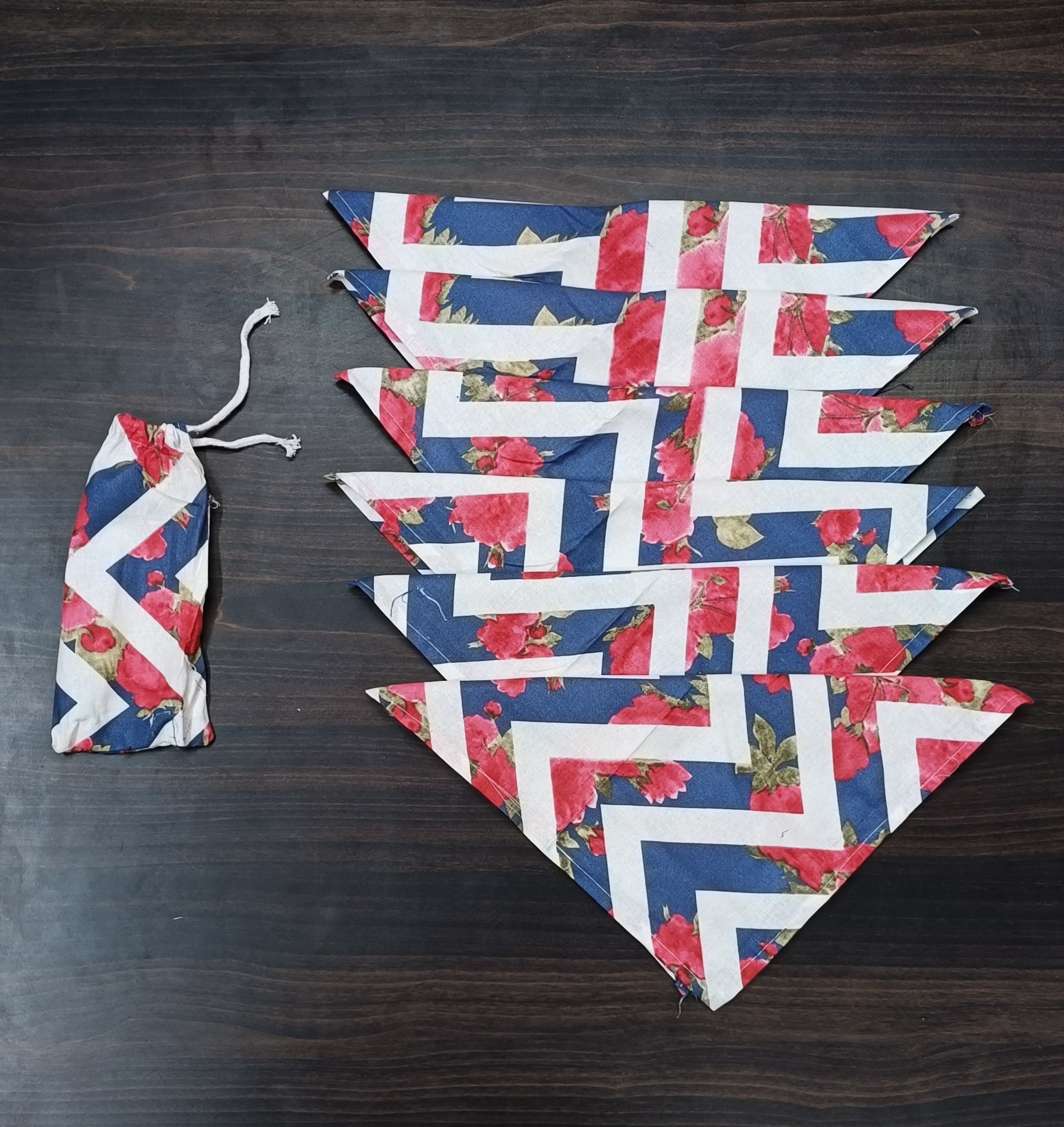 Drawstring bag with 6 hand block printed cotton table napkins