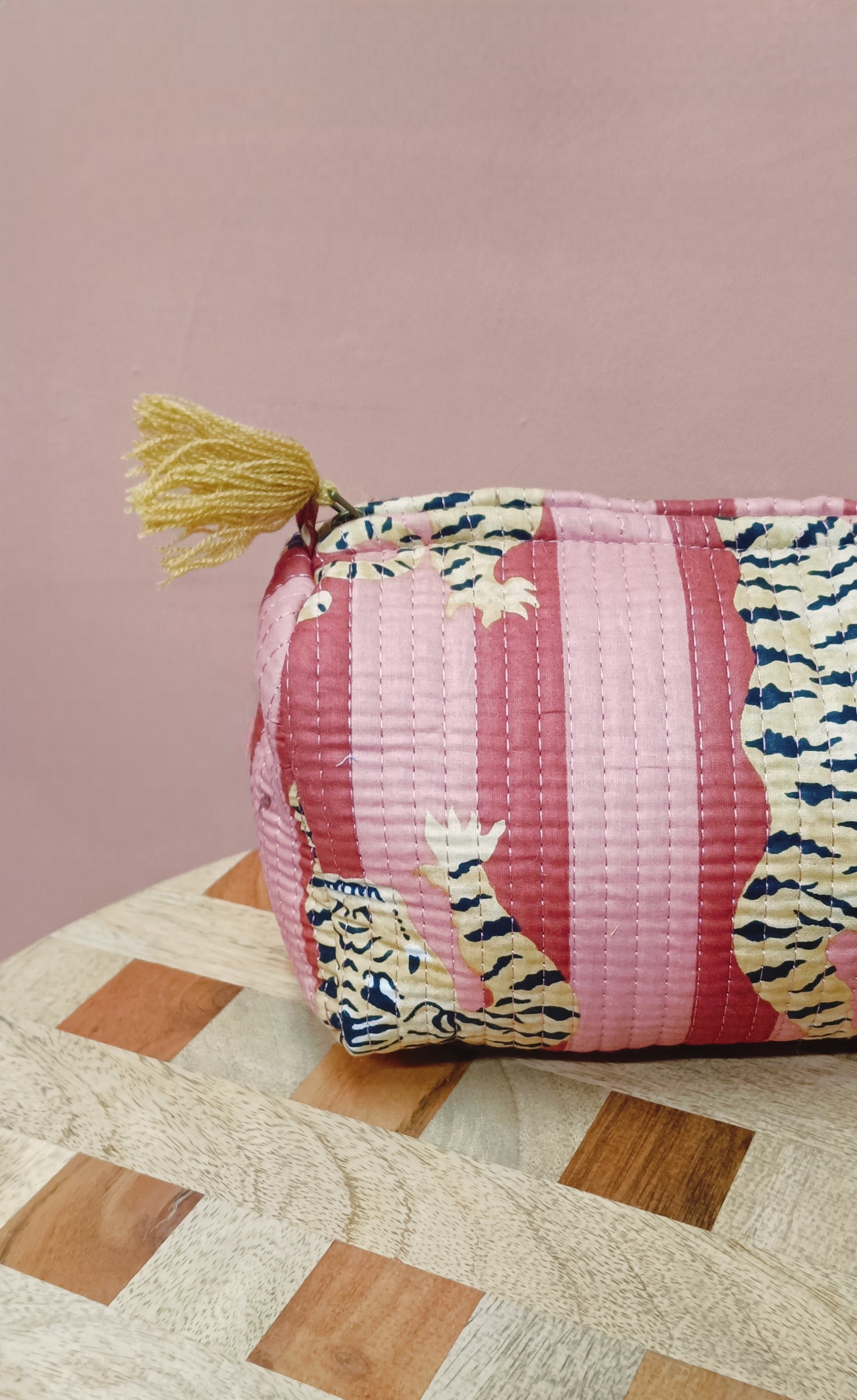 Set of 3 cosmetic bag/pouches with waterproof lining