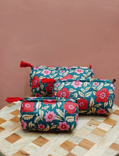 Set of 3 cosmetic bag/pouches with waterproof lining