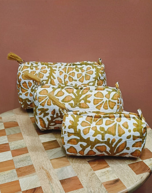 Set of 3 cosmetic bag/pouches with waterproof lining